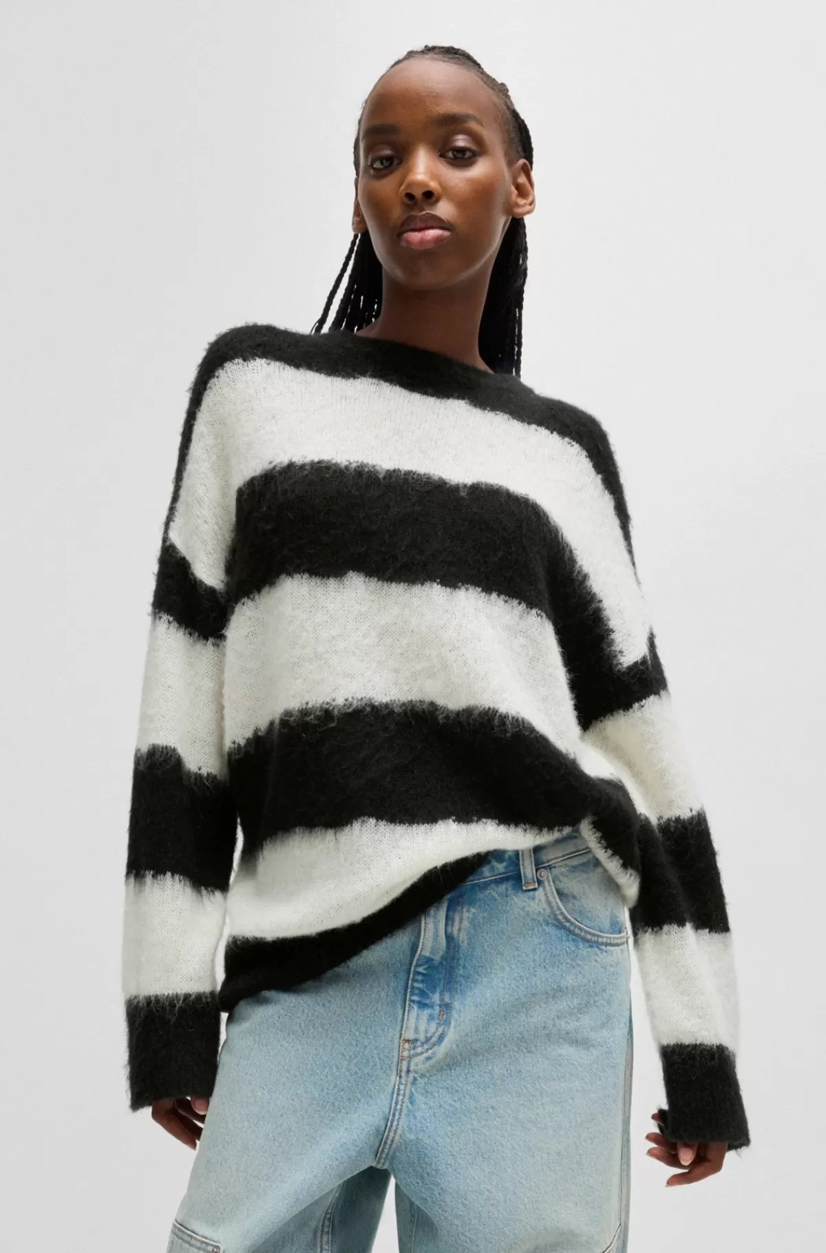 HUGO BOSS Sweater Med Oversize Fit Og Uskarpe Blokstriber Hvid/sort Clearance