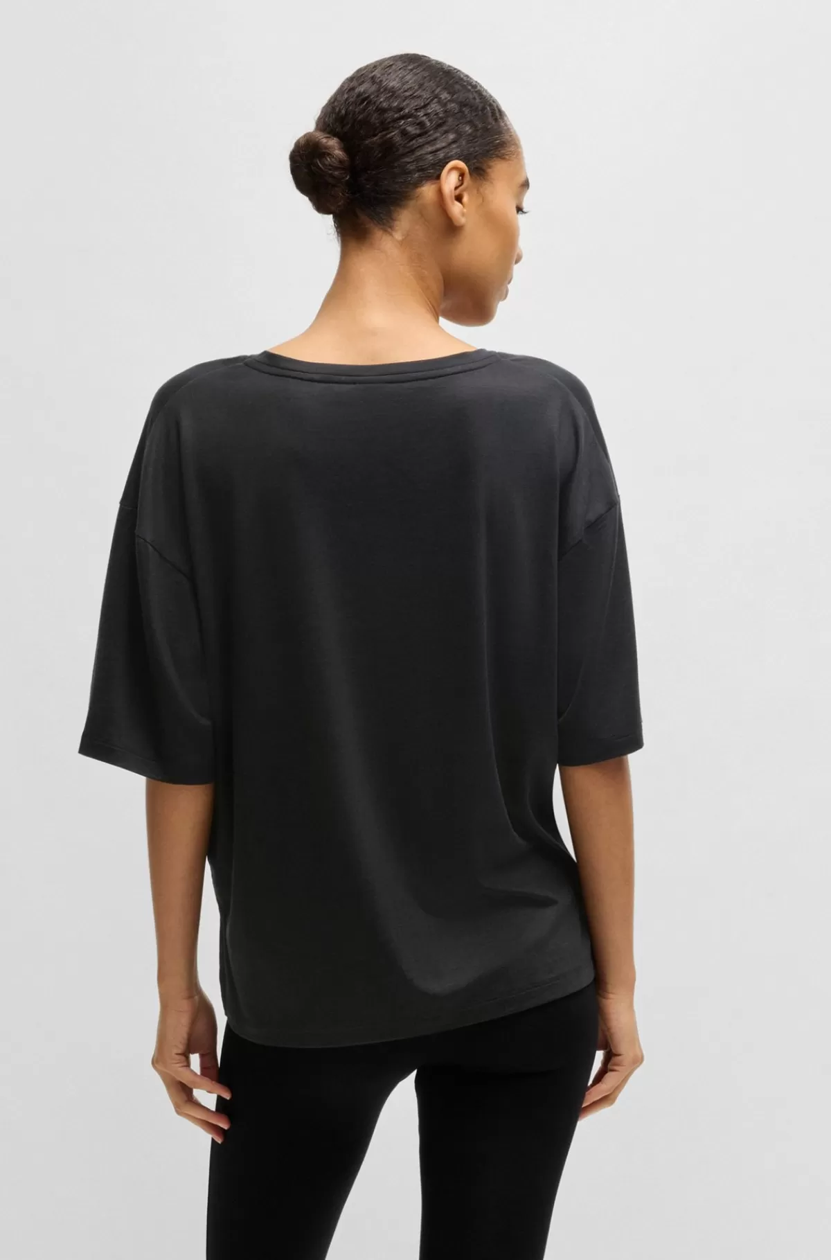 HUGO BOSS T-shirt Med Relaxed Fit Og V-hals I Jerseystof Med Stræk Sort Outlet